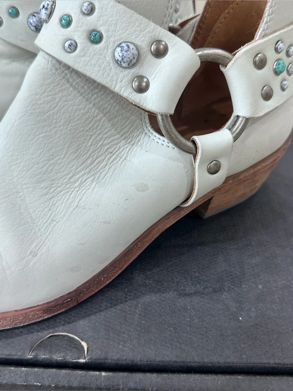 Frye Ray Stone harness zip leather boots bootie size 7 white